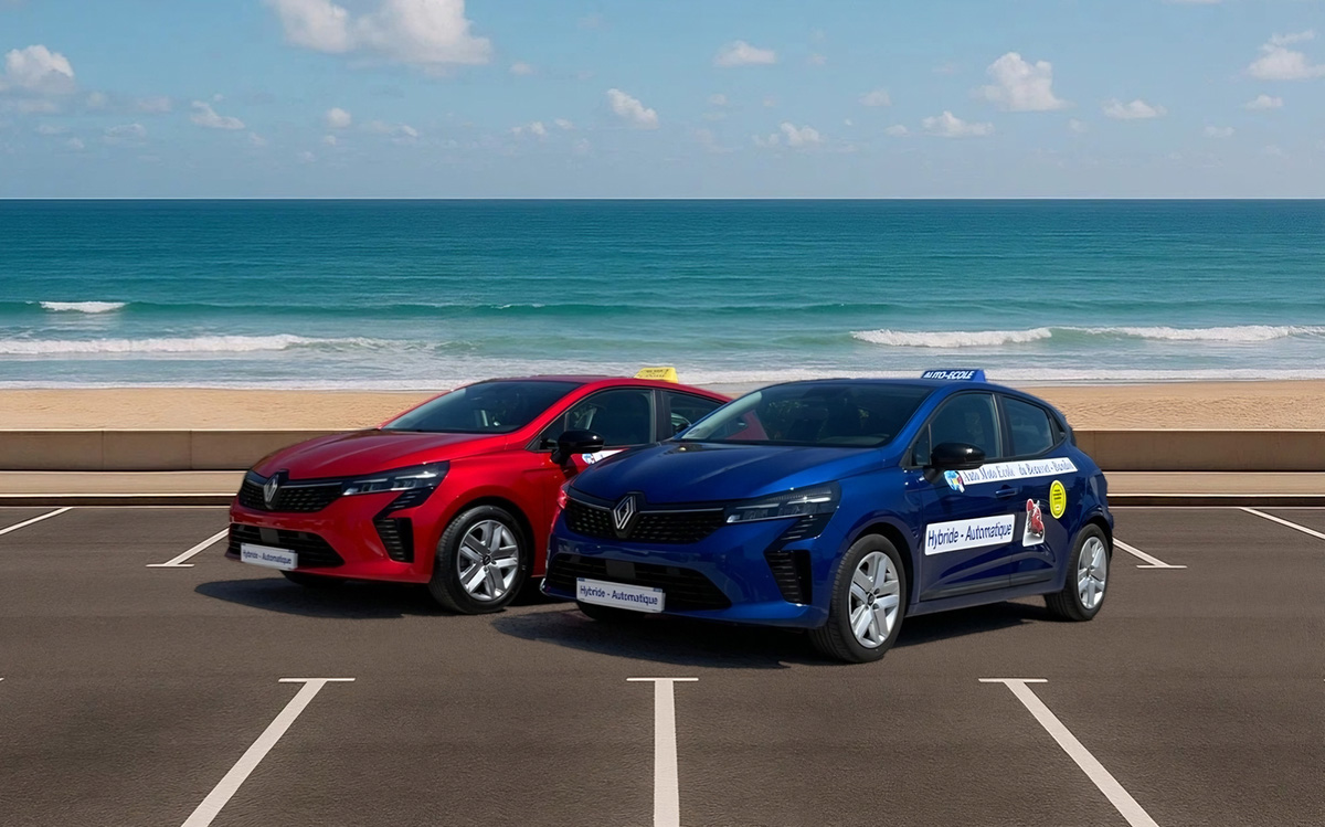 Passez votre permis B boite automatique à bord de nos Renault CLIO Hybrides - Automatiques